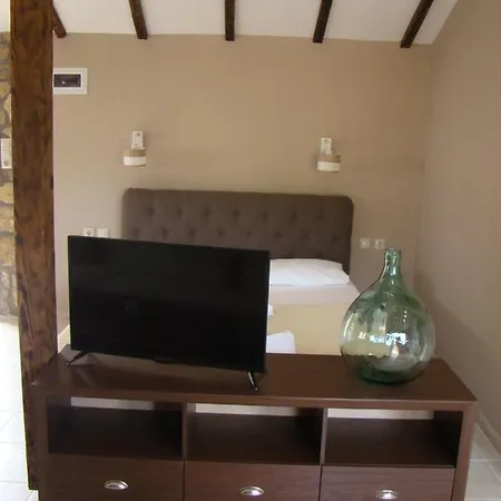 Vour 52 Apartment