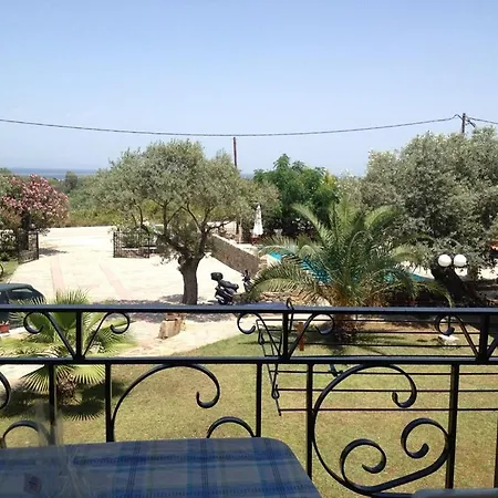 Apartament Vour 52 *